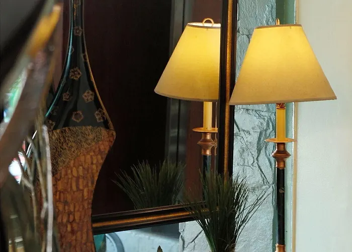 Verbena Capitol Hotel