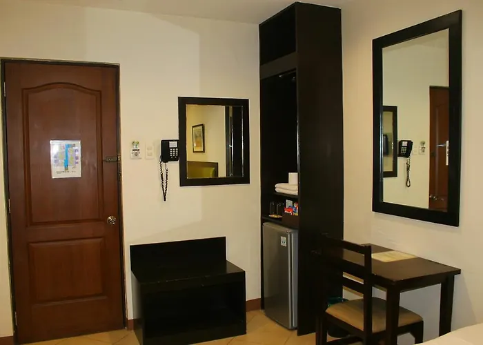 Hotel Verbena Capitol Cebu